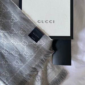 Gucci GG Logo Scarf